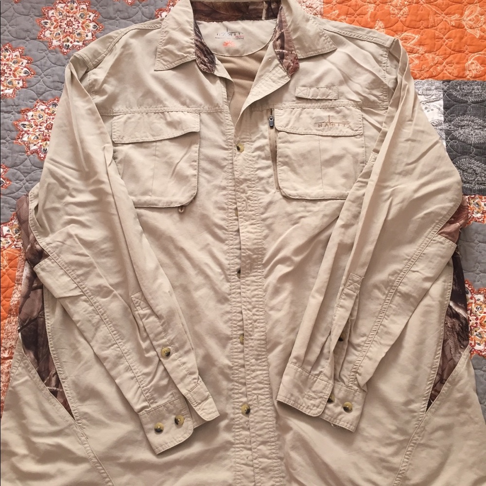 Habit fishing shirt